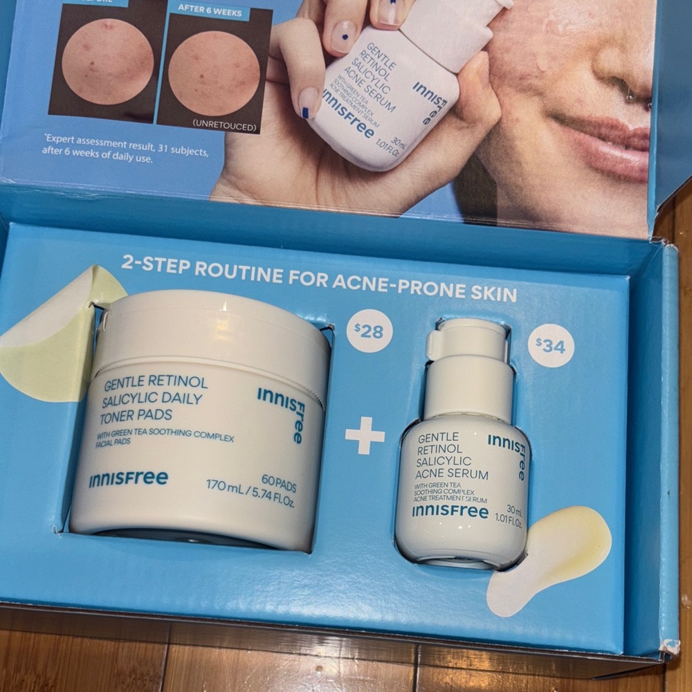 Innisfree Gentle Retinol Salicylic Toner Pads and Serum Set - White